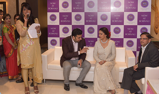 Emcee Ankita anchoring for PNG Jewellers store launch with Madhuri Dixit Nene in Borivali Mumbai