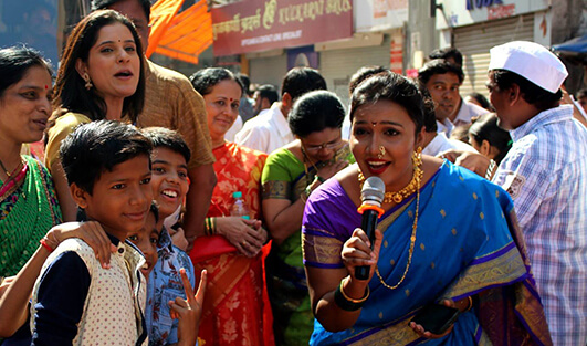 Emcee Ankita hosting Zee Marathi new year event with Vaibhav Mangale at girgaon, Mumbai